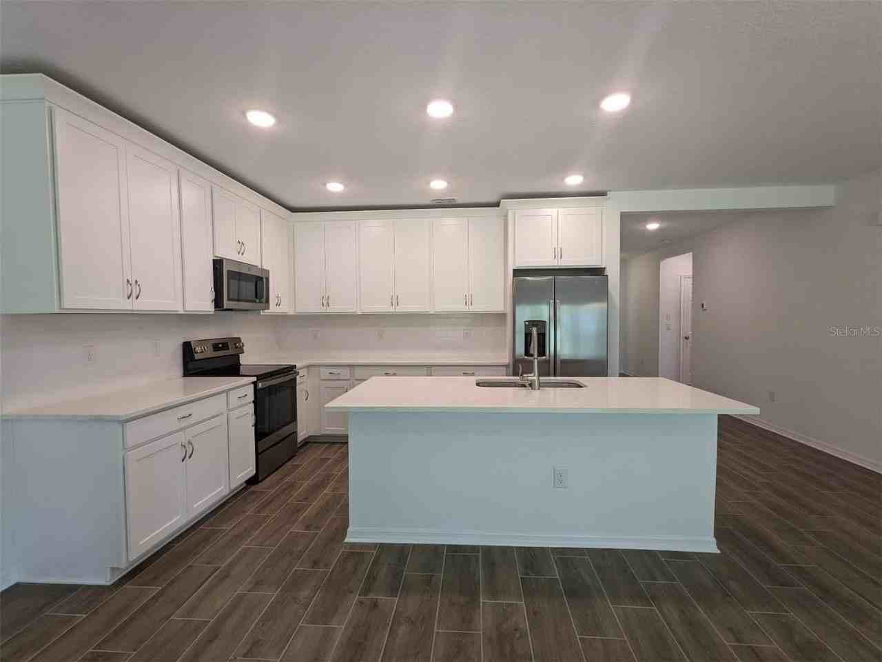 5410 Badini Way - Photo 4 of 32