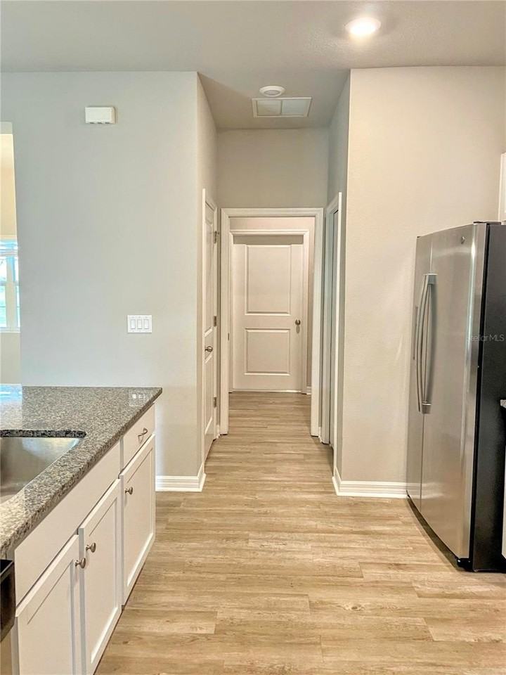 1353 Sadnet Ln - Photo 3 of 13