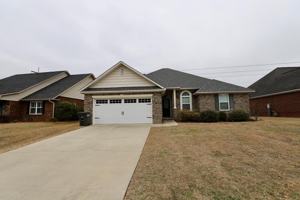featured image of 513 Waterlily Dr