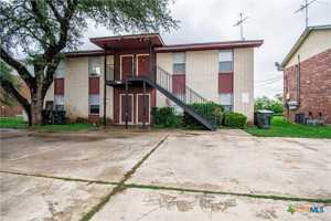 featured image of 1602 Benttree Dr #A