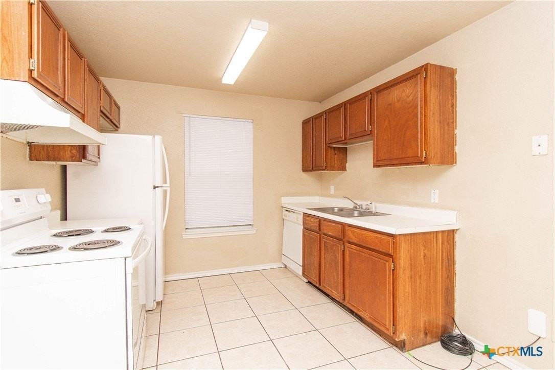 1602 Benttree Dr #A - Photo 5 of 13