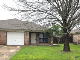 featured image of 1411 Nicholas Cir #B