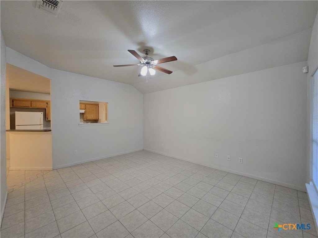 1411 Nicholas Cir #B - Photo 7 of 23