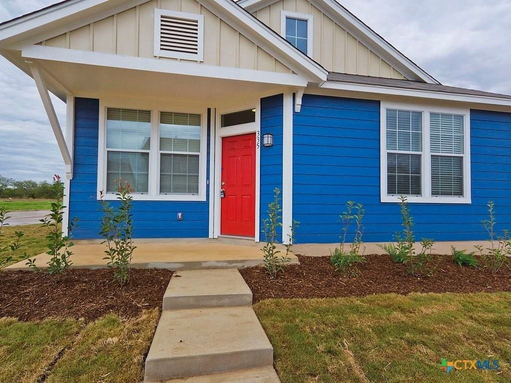 335 Rachel St #MAIN - Photo 7 of 25