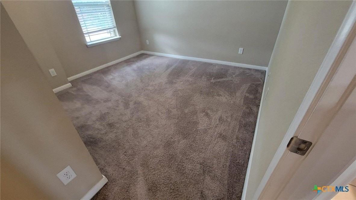 822 Wyndcrest Dr - Photo 5 of 12