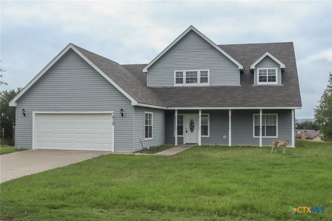 1810 Mesa Oaks Cir - Photo 3 of 38