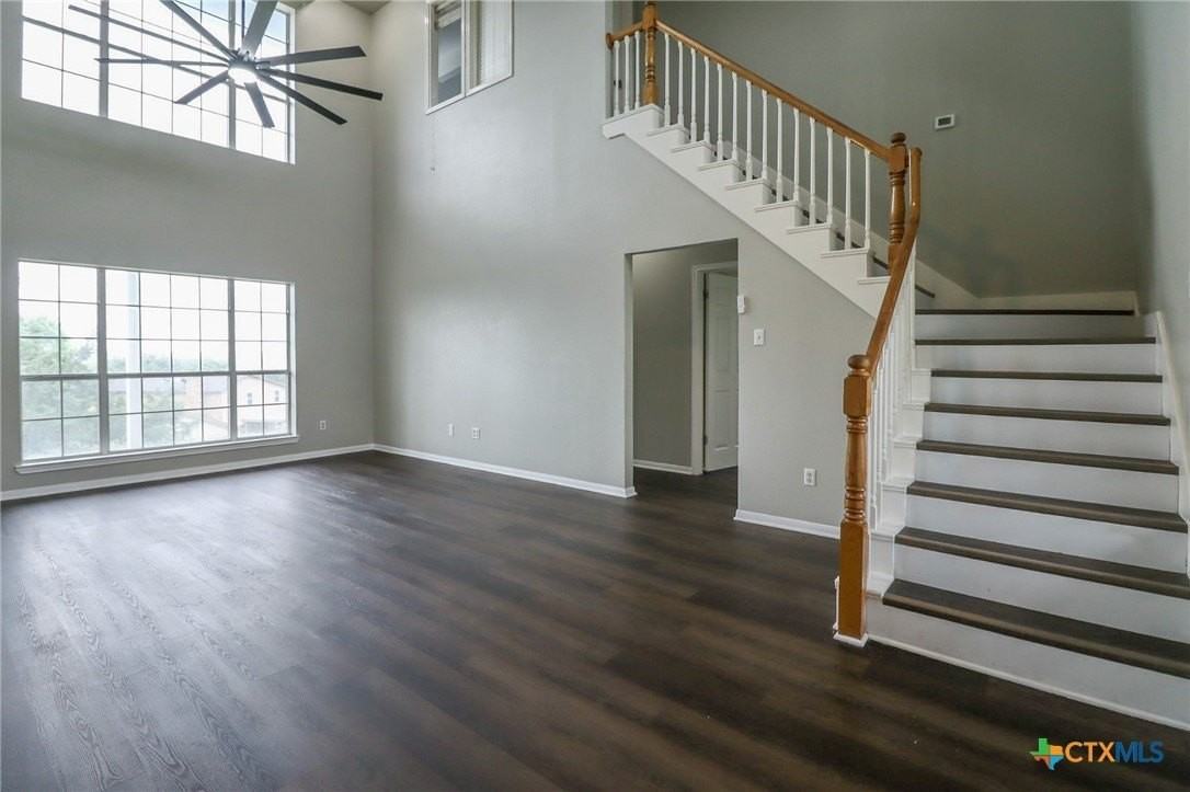 1810 Mesa Oaks Cir - Photo 6 of 38