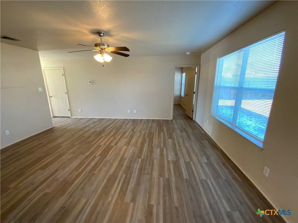 2212 Bellmont - Photo 2 of 16