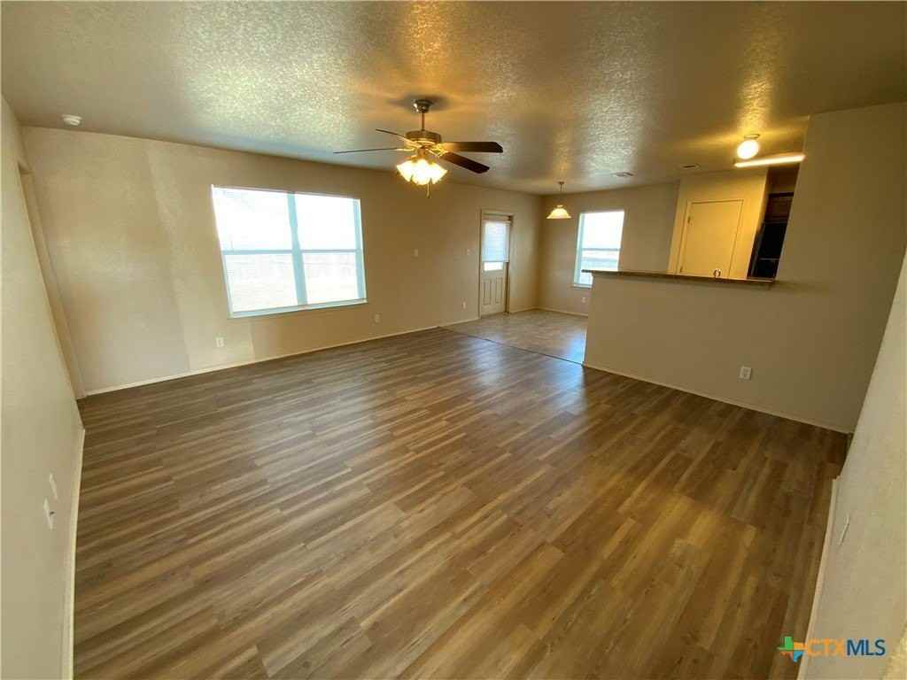 2212 Bellmont - Photo 3 of 16