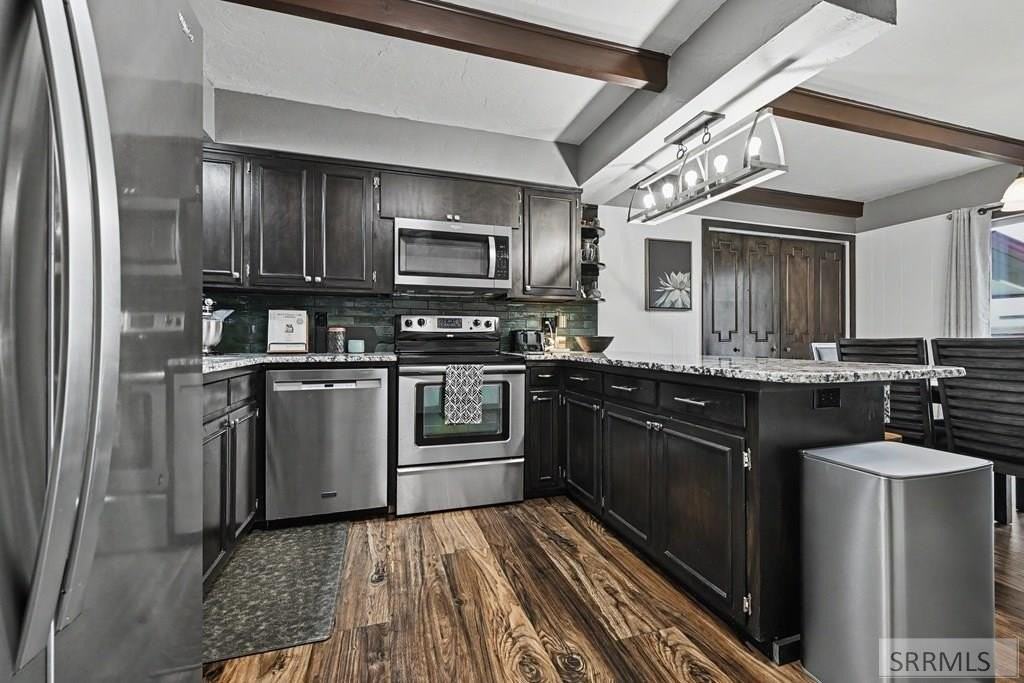 373 Dale Dr - Photo 5 of 35