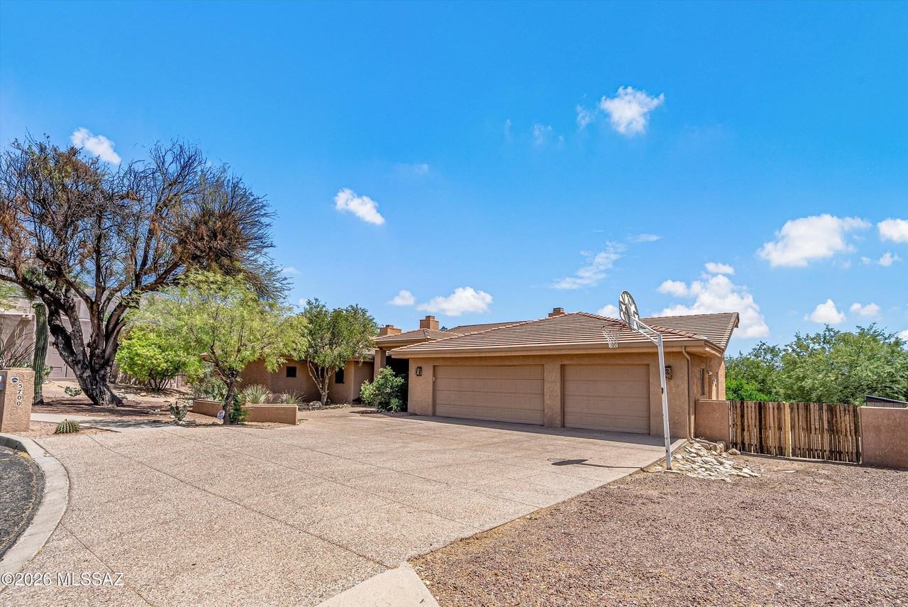 5700 N Barrasca Ave - Photo 3 of 49