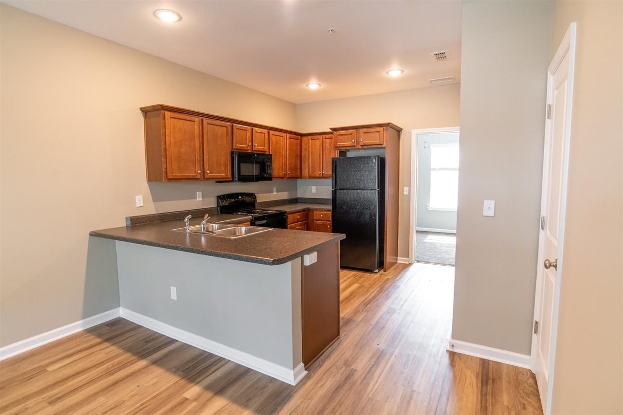 2200 Del Carmel Way - Photo 3 of 26