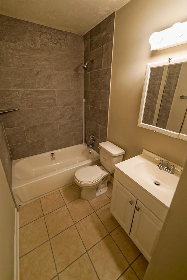 2230 Mandrell Ct - Photo 2 of 15