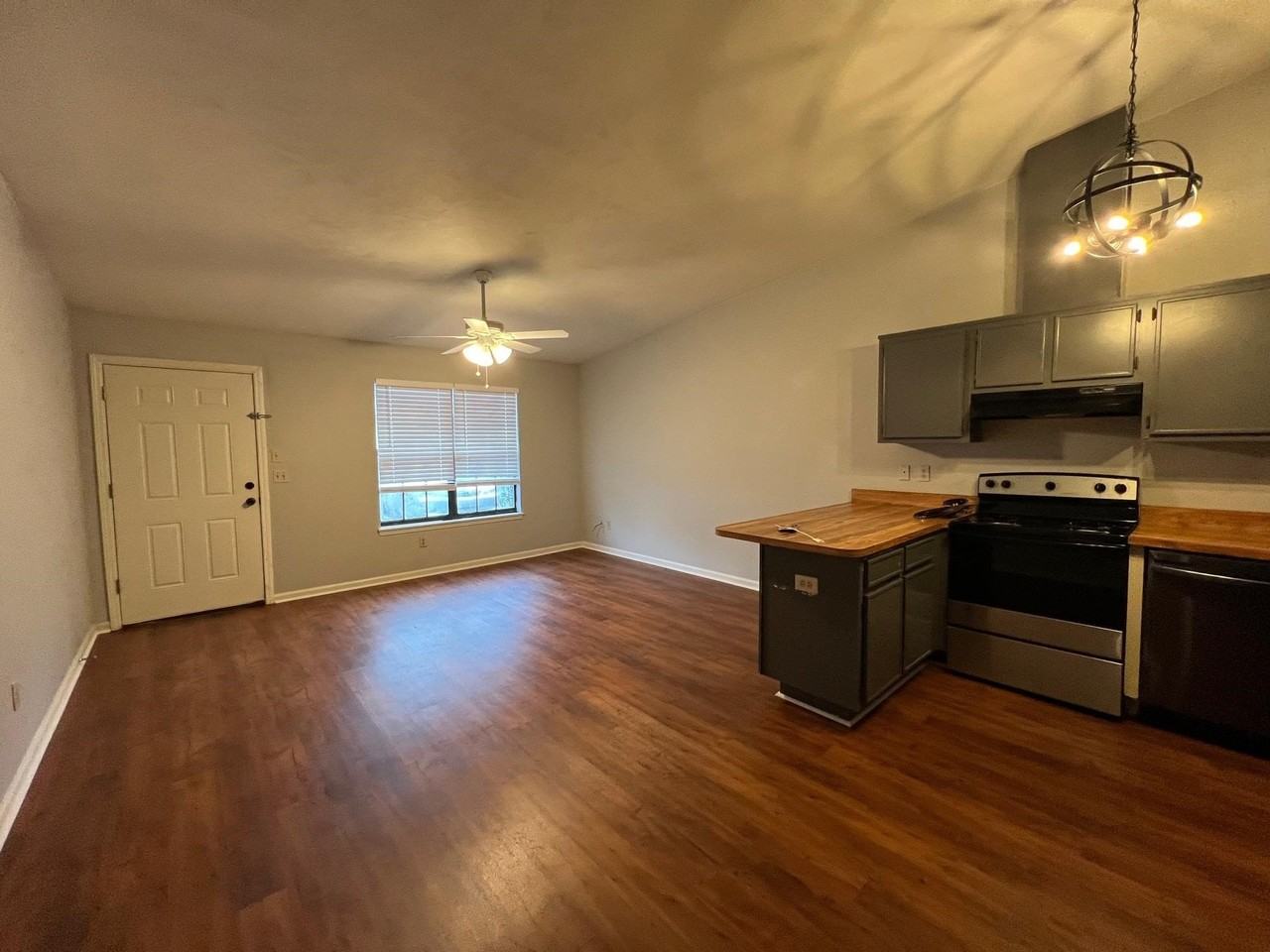 218 White Dr #D - Photo 5 of 20
