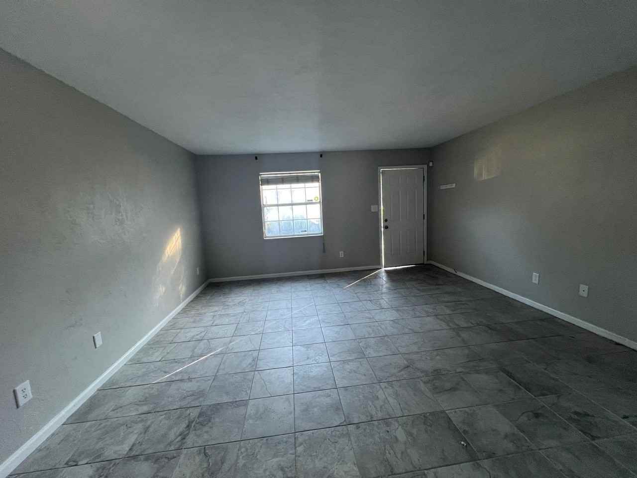 2500 Mar Ct - Photo 5 of 20