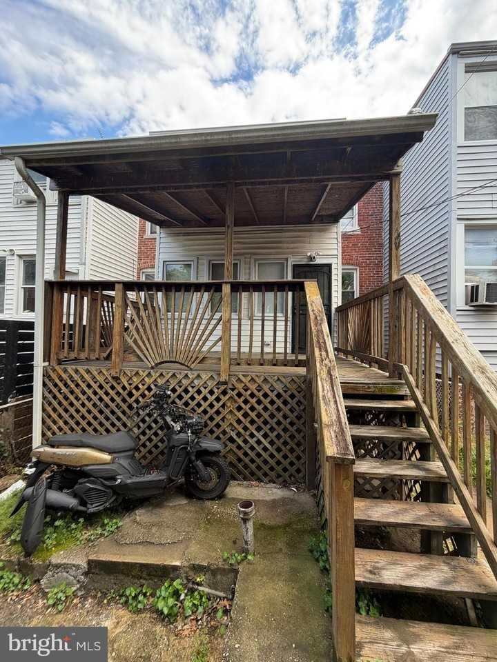 1919 16th St Se - Photo 4 of 12