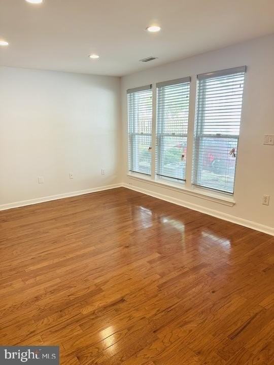 1117 Harvard St Nw #R - Photo 7 of 39