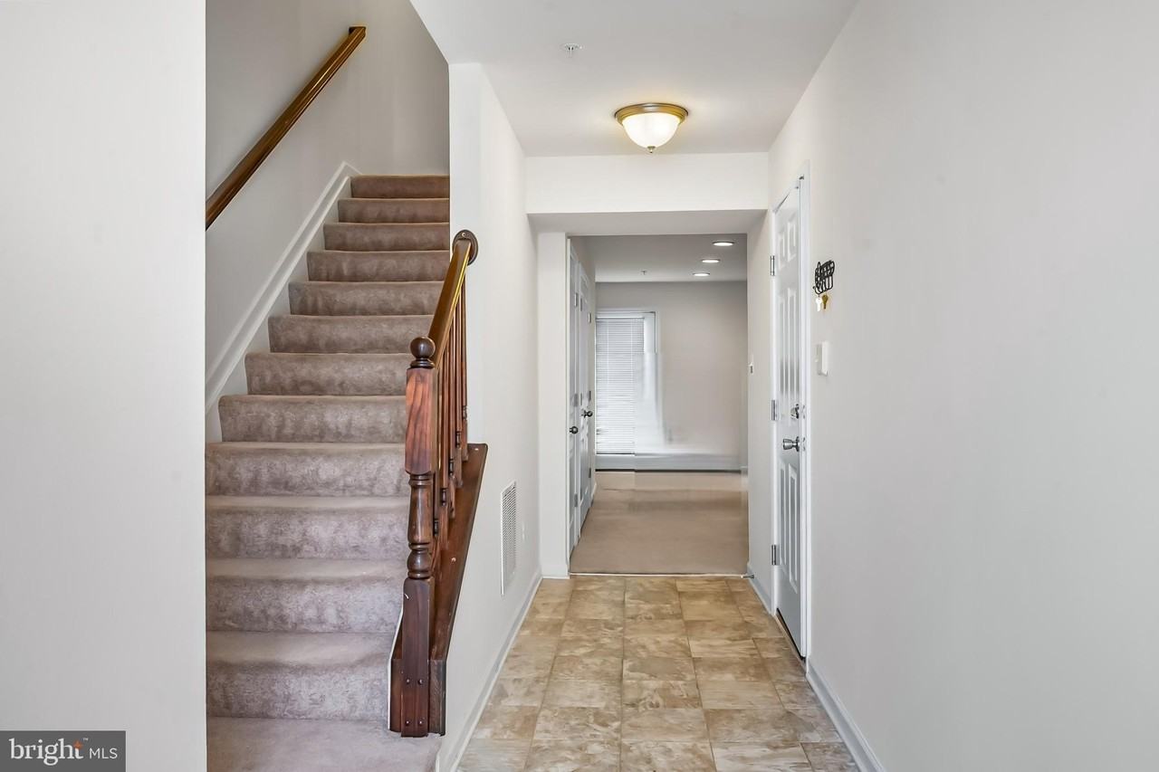 644 Shore Forest Dr - Photo 4 of 30