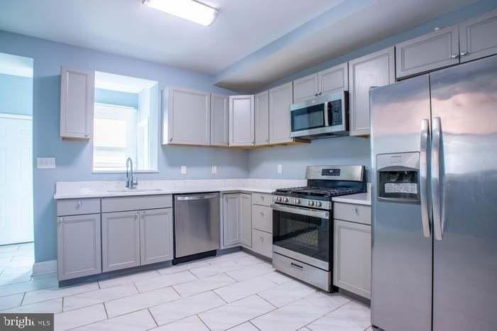 4013 Edmondson Ave - Photo 5 of 31