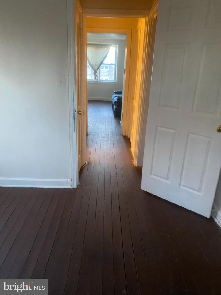 4206 Audrey Ave - Photo 3 of 6