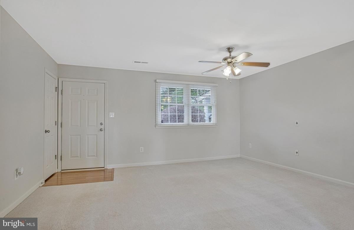 1420 Knight Ave - Photo 2 of 30