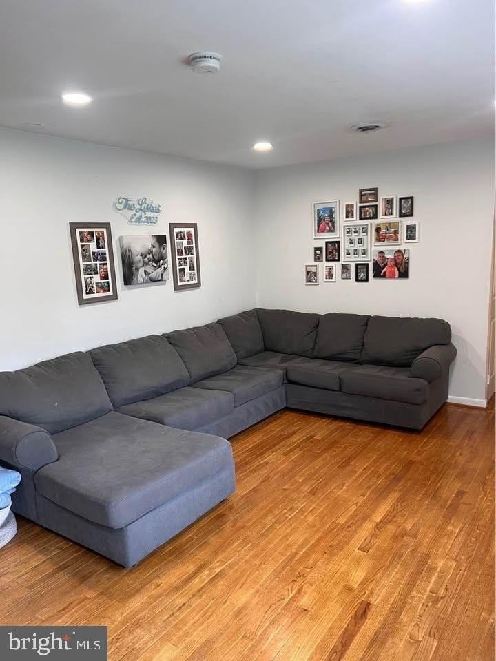 6122 Rolling View Dr - Photo 5 of 22