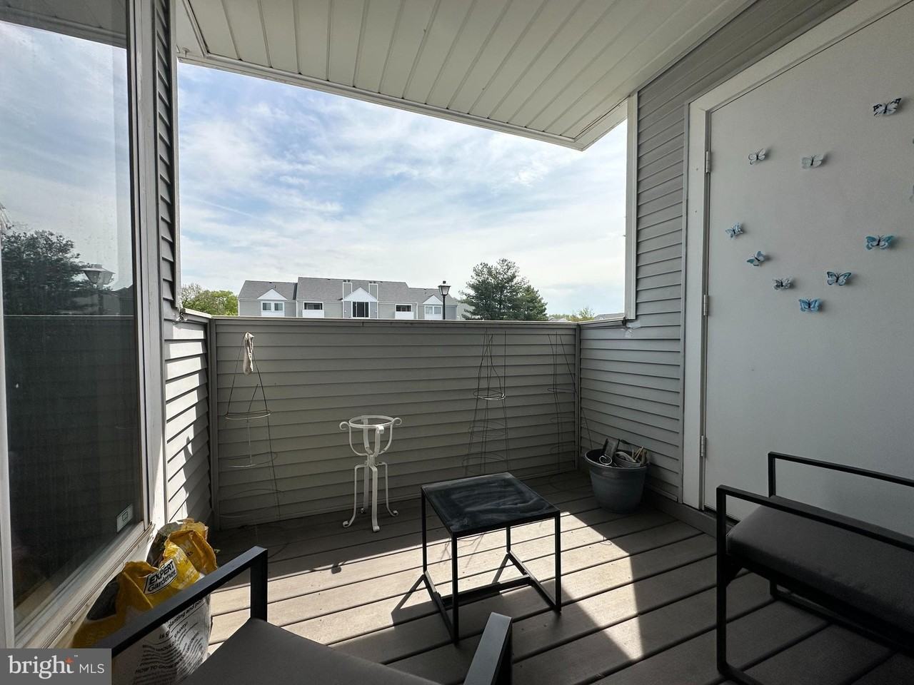 2145 Wainwright Ct #1A - Photo 2 of 15