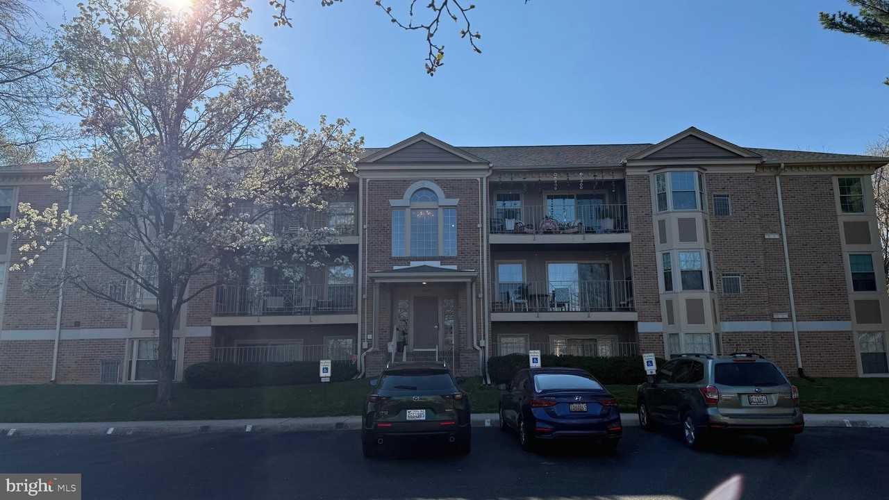 3502 Thomas Pointe Ct #3C - Photo 2 of 46