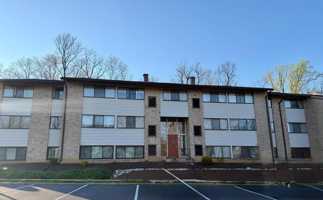 featured image of 140 Royal Oak Dr #I