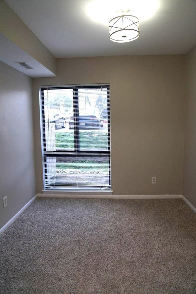 6093 Majors Ln #4J4 - Photo 6 of 14
