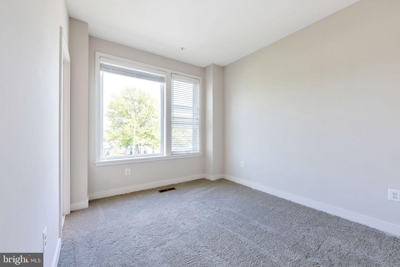 16608 Crabbs Branch Way - Photo 6 of 23