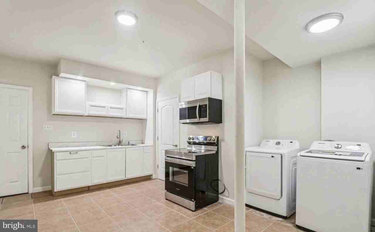 6005 Armaan Dr - Photo 4 of 16