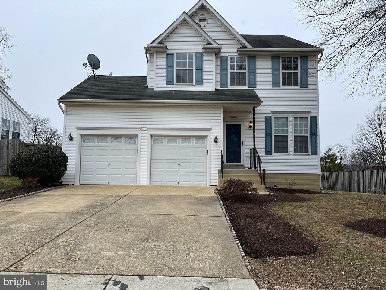 3208 Stanford St - Photo 2 of 17