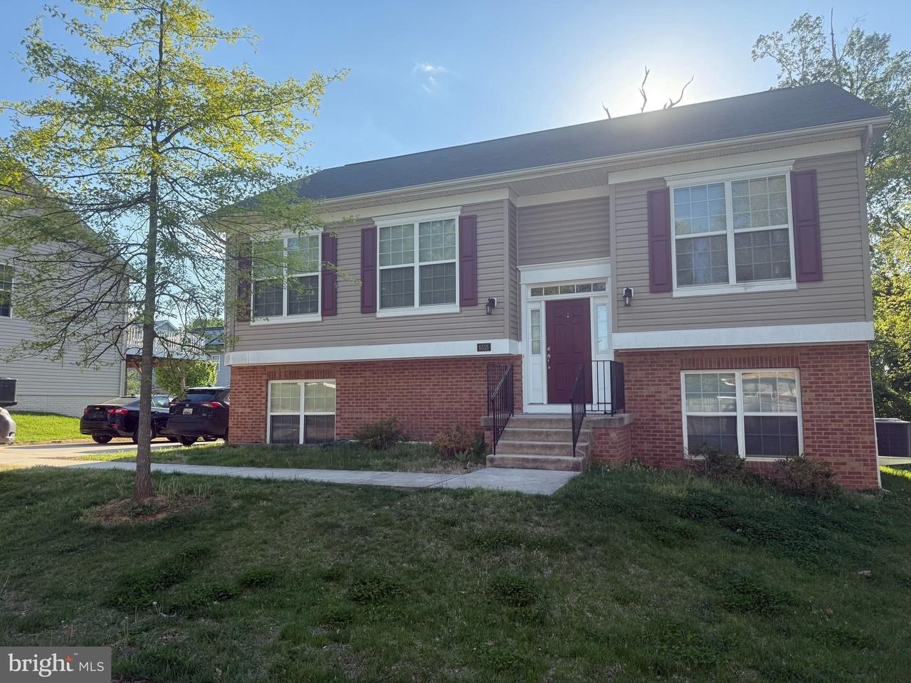 6518 60th Ave - Photo 5 of 21