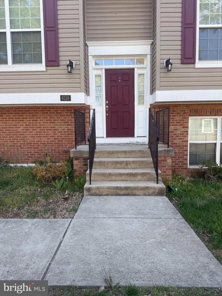 6518 60th Ave - Photo 6 of 21