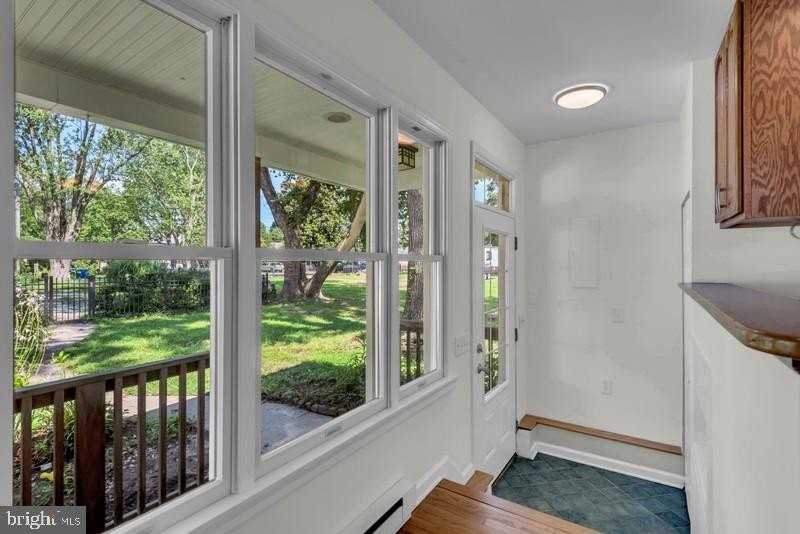 107 Winchester Ave #107 - Photo 2 of 24