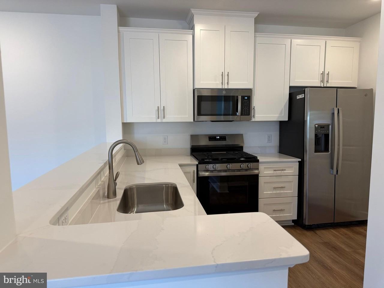 2204 Prince Hall Dr - Photo 4 of 22