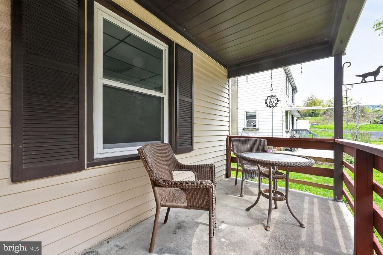 4225 Walsh Ave - Photo 3 of 30