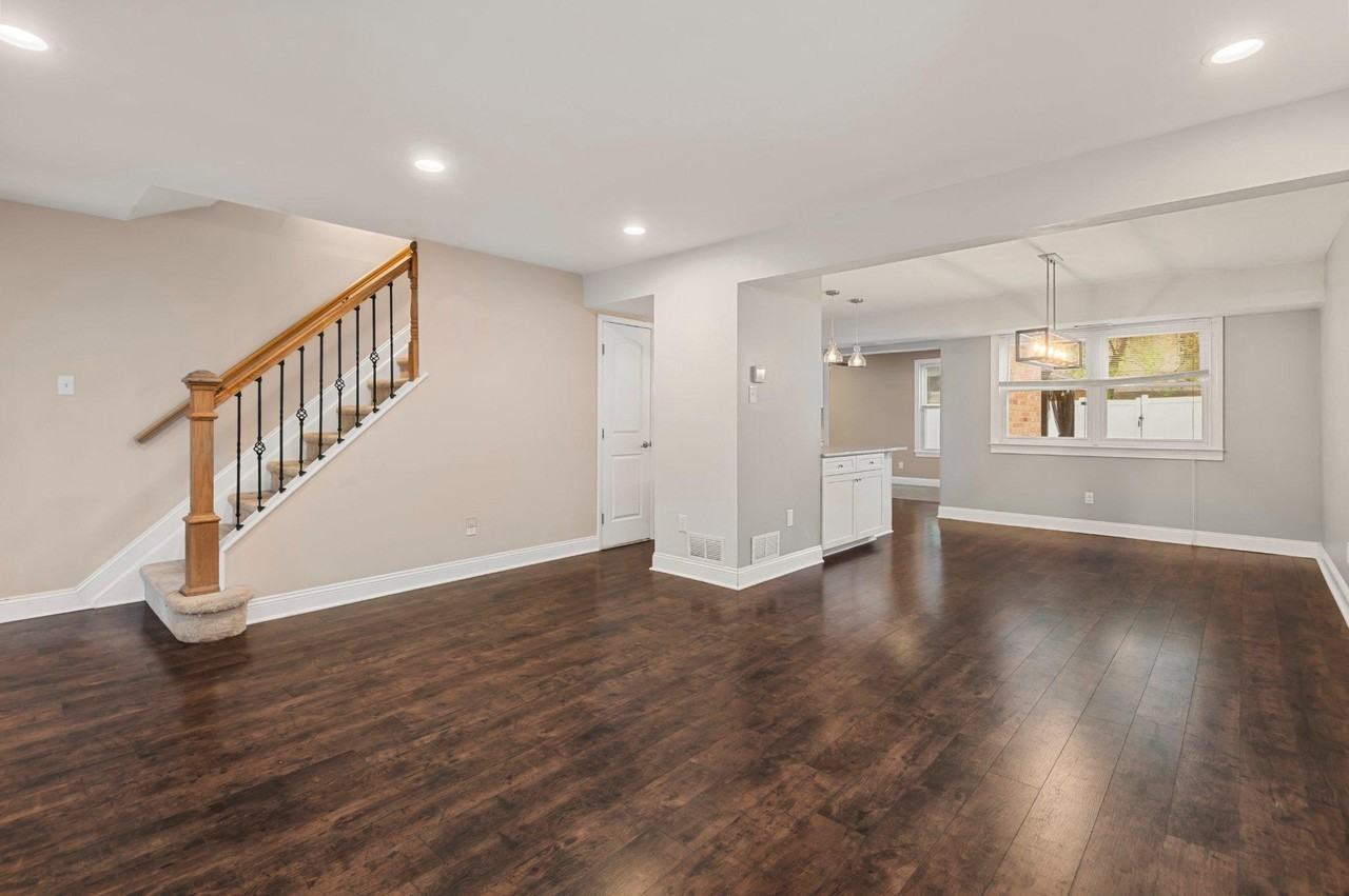 6420 Thomas Paine Ct - Photo 6 of 25