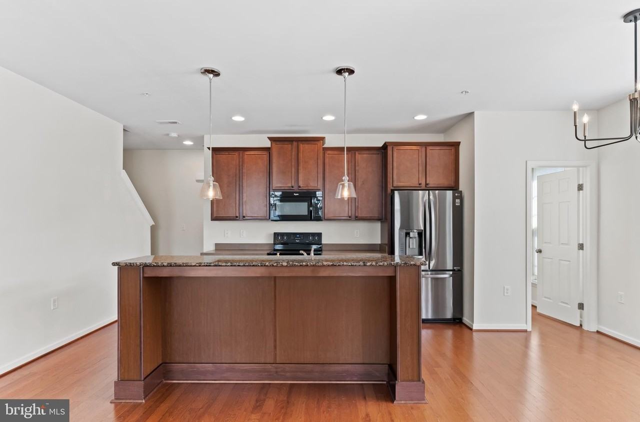 3030 Meridian Cmns #A - Photo 4 of 17