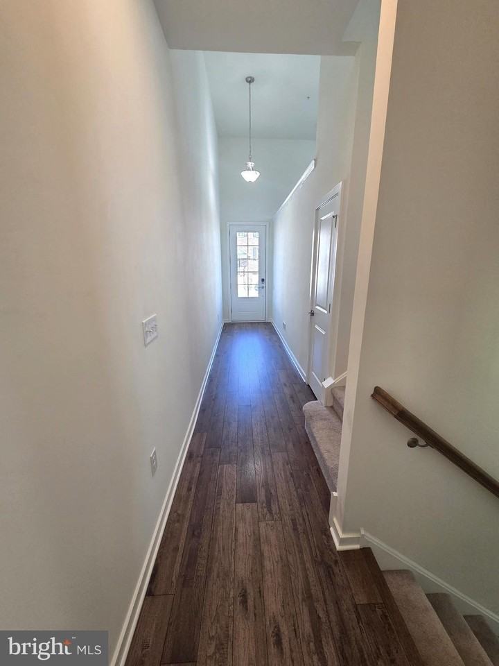 1928 Boulder Dr - Photo 3 of 35