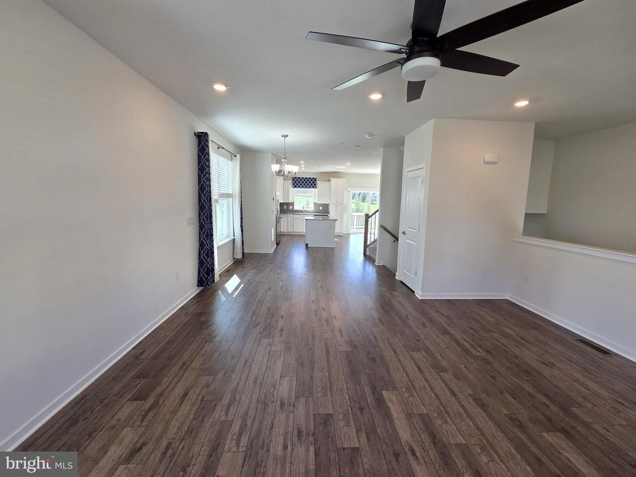 1928 Boulder Dr - Photo 5 of 35