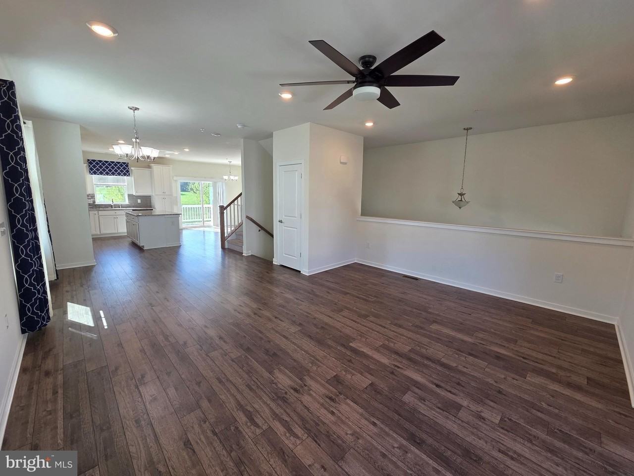 1928 Boulder Dr - Photo 6 of 35