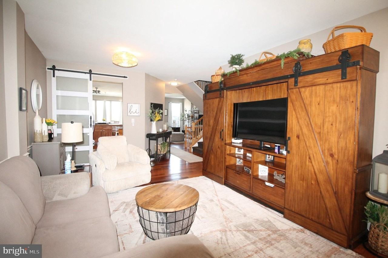 416 Kilgrass Ter - Photo 2 of 38