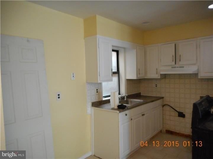 755 S Jessup St - Photo 2 of 6