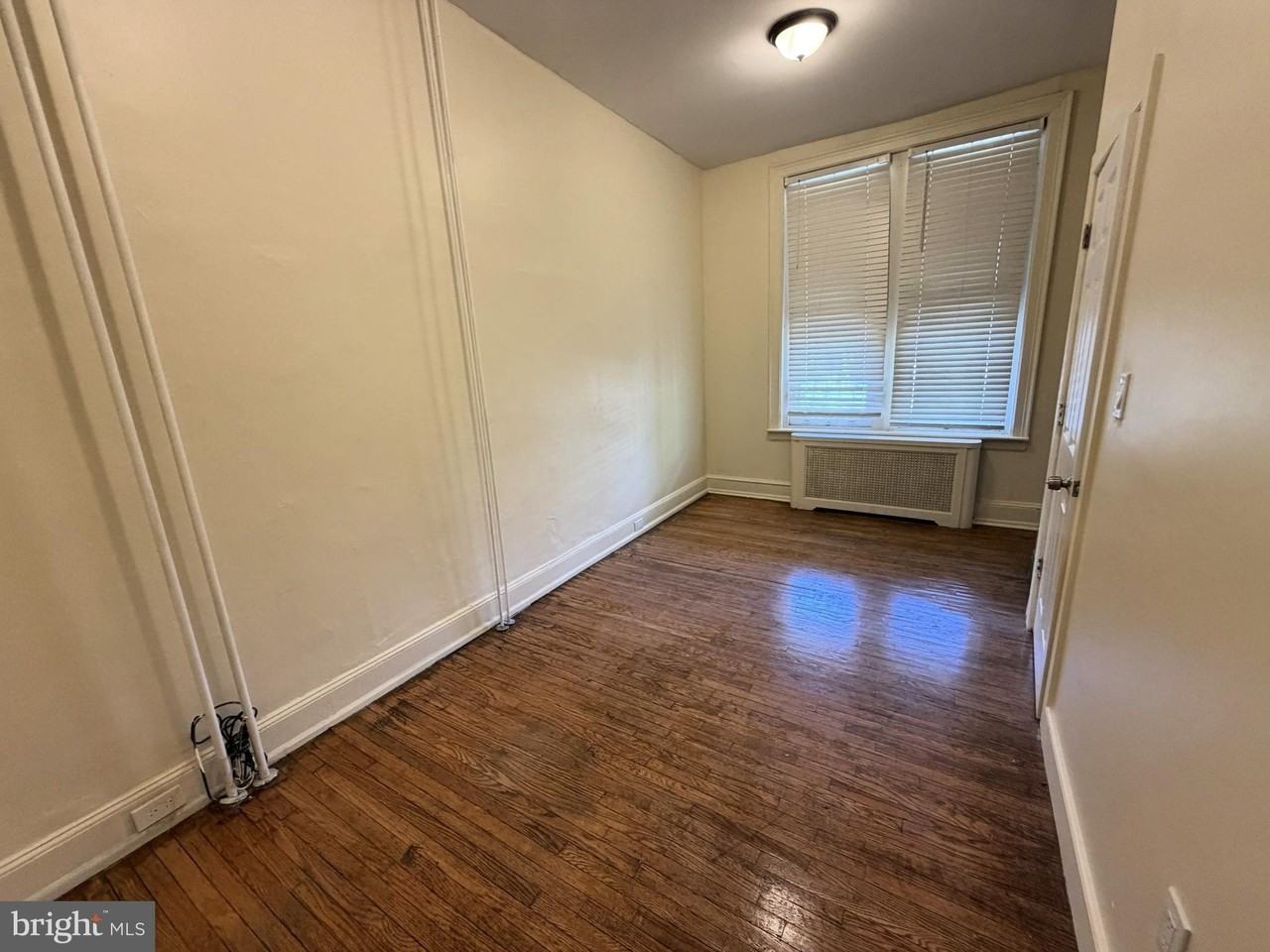 4718 Hazel Ave #1 - Photo 7 of 9