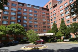 1111 Arlington Blvd #825 - Photo 1 of 1
