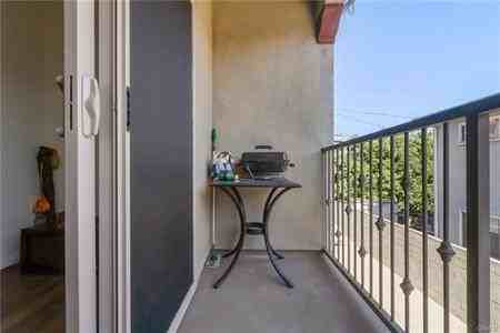 1611 W 208th St - Photo 5 of 23