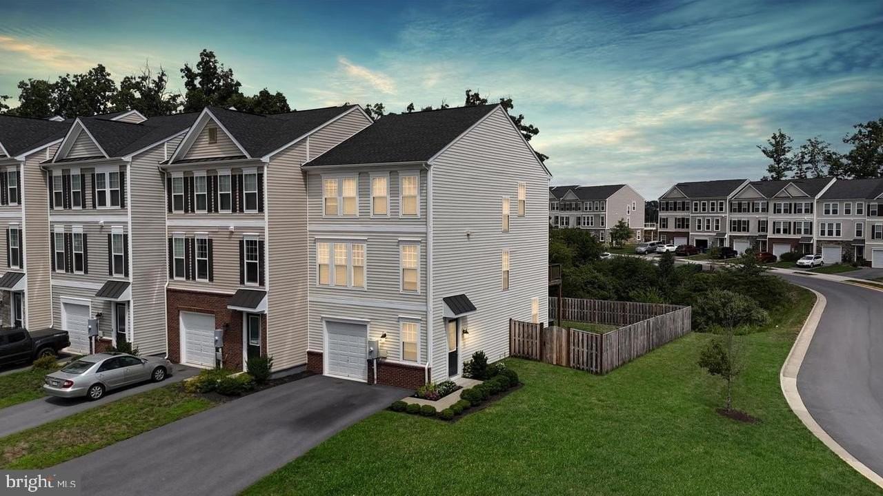 121 Sequoia Dr - Photo 2 of 30