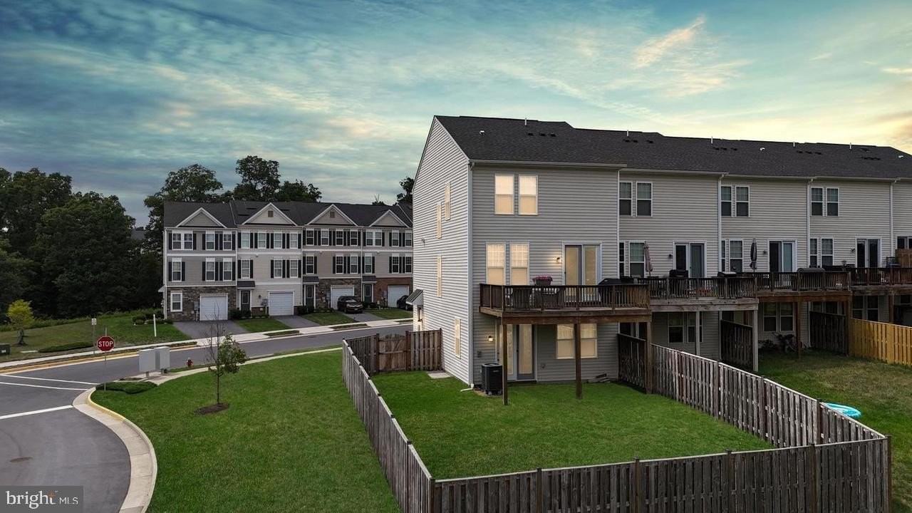 121 Sequoia Dr - Photo 4 of 30